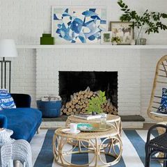 way to decor your home with blue paint