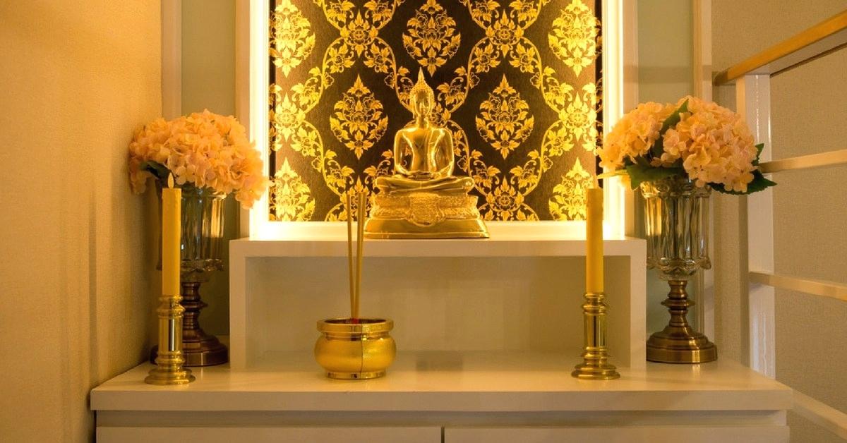 golden glow | mandir decoration ideas