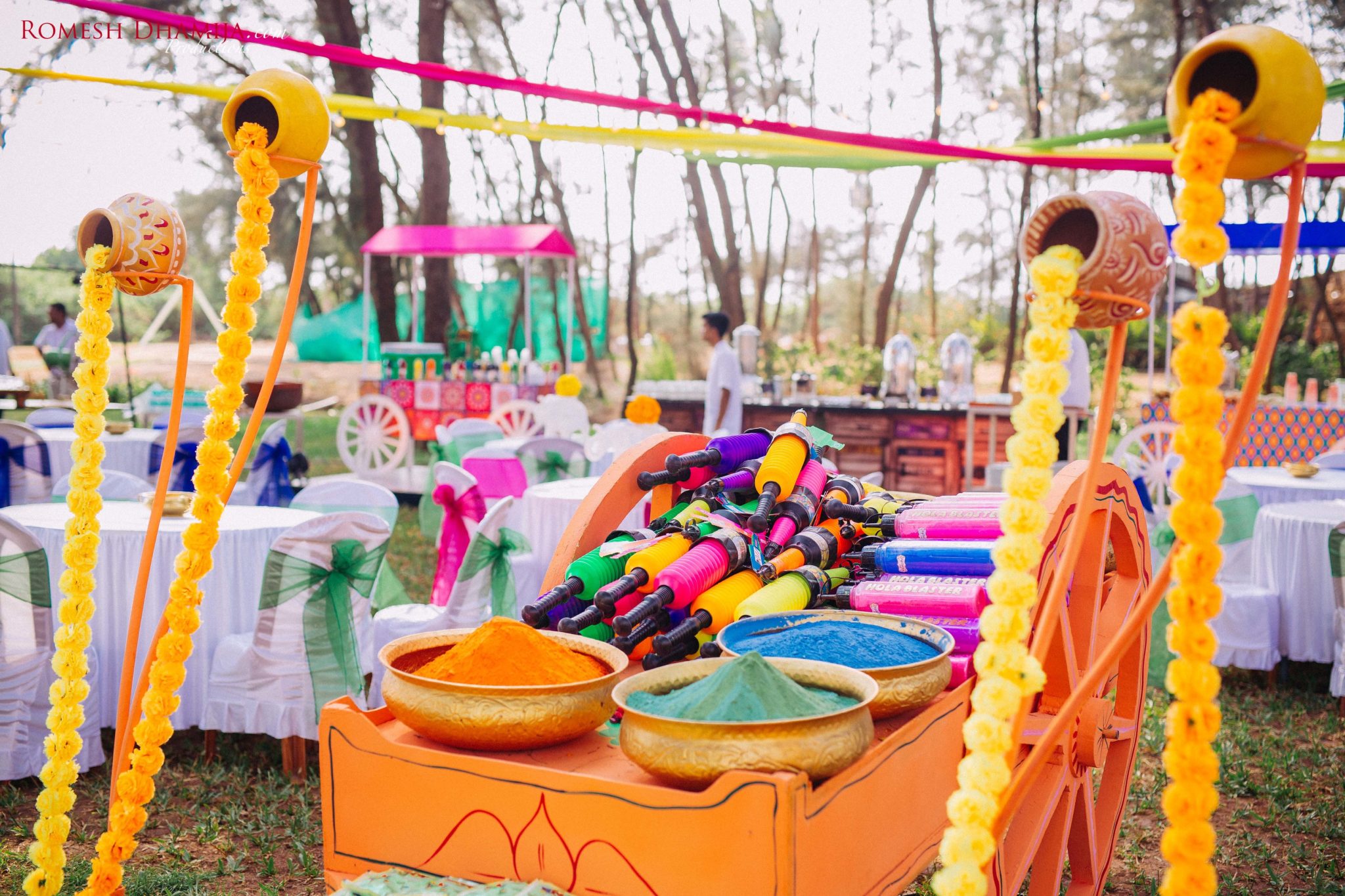 holi party decoration ideas