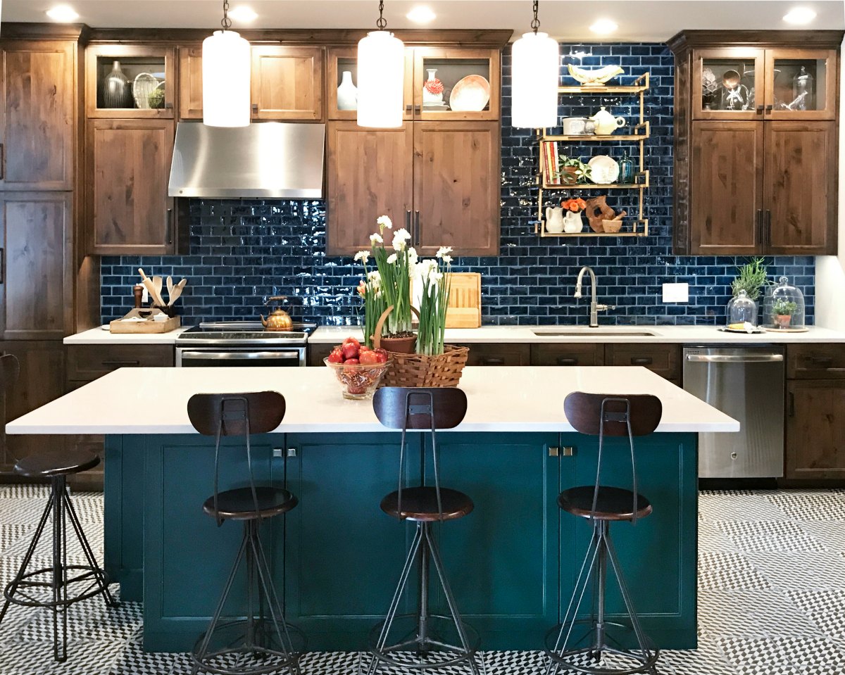 add amazing color in the kitchen | home decor tips