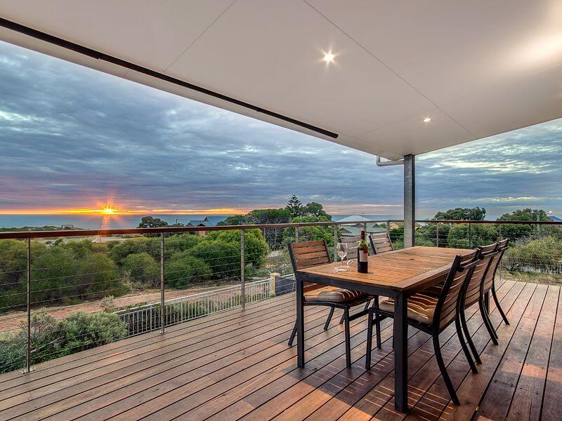 Beach-Style-Balcony